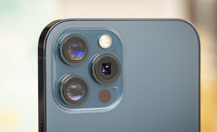 دوربین آیفون 14